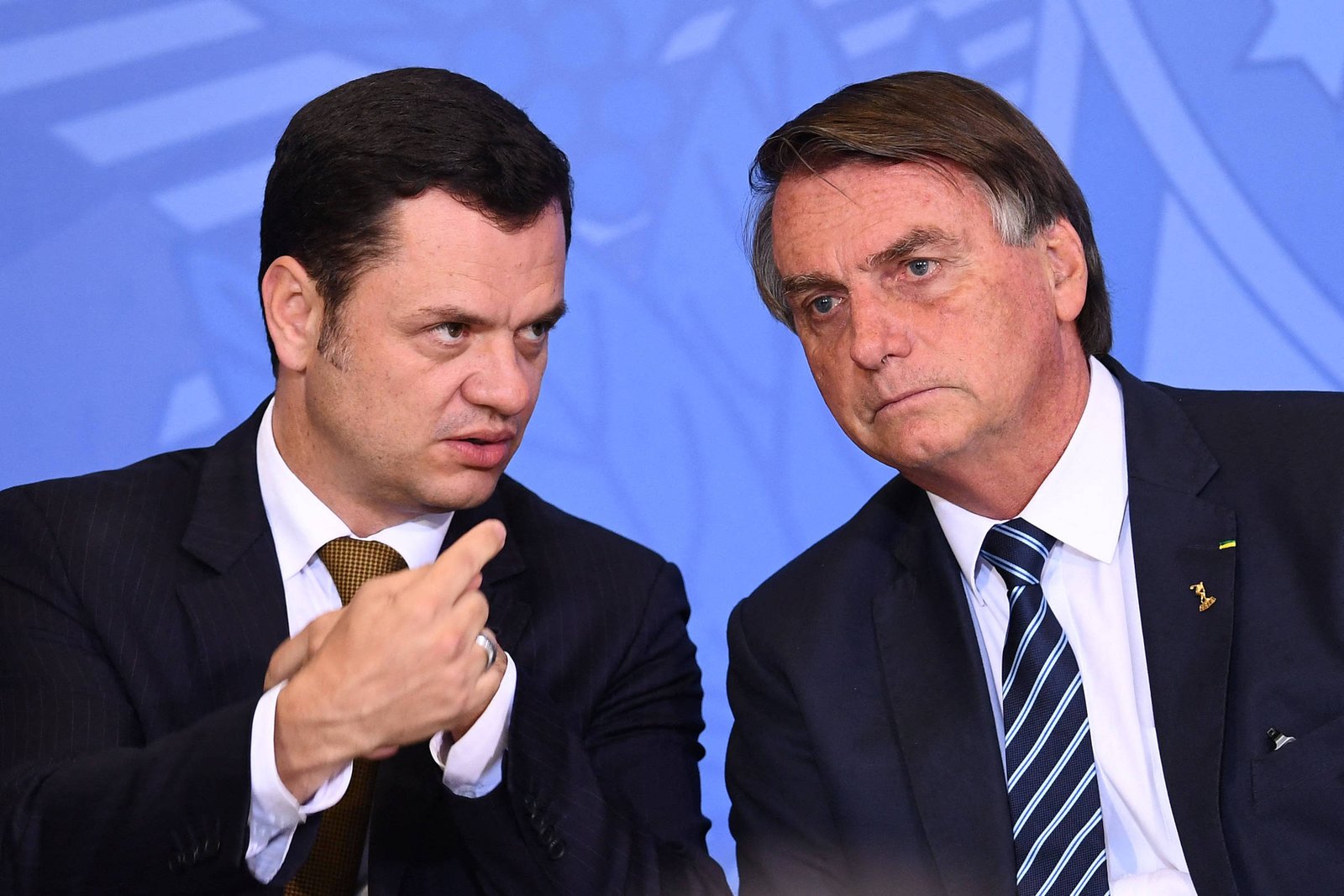 Assessor diz que Torres quase escapou de live golpista - 28/05/2025 - Brasília Hoje