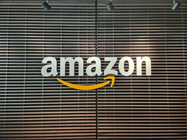 Amazon estabelece 100 no grupo de dispositivos e serviços em meio a cortes em andamento na indústria de tecnologia