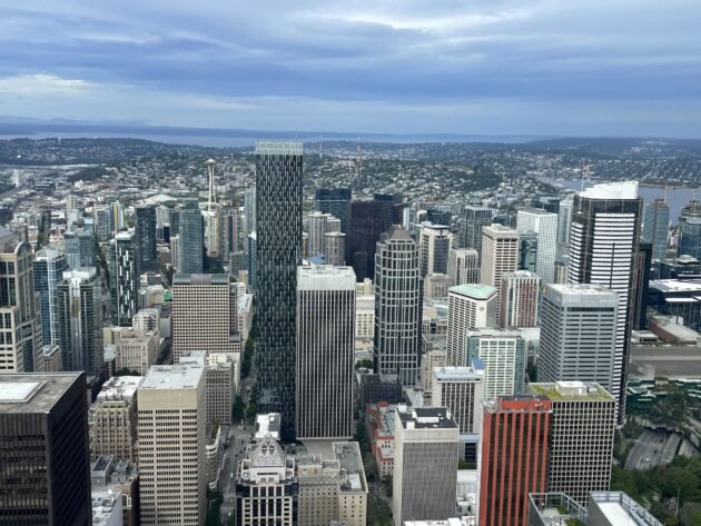 Bold ou Boneted? O aumento de impostos proposto de Seattle em grandes negócios atrai fogo à medida que a Amazon permanece em silêncio