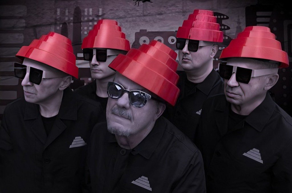 B-52s e Devo anunciam