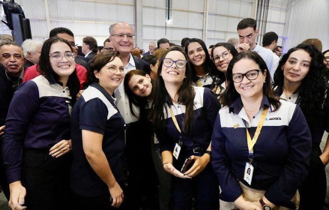 Em Pernambuco, Alckmin destaca indústria verde e financiamentos ao Nordeste