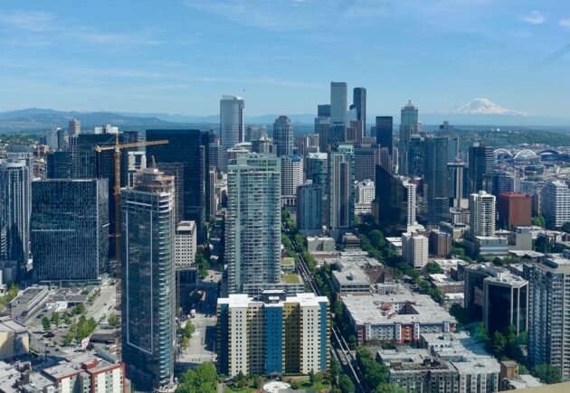 Geekwire 200 Pesquisa: CEOs cautelosos sobre a contratação à medida que a IA aumenta a produtividade para as startups de Seattle