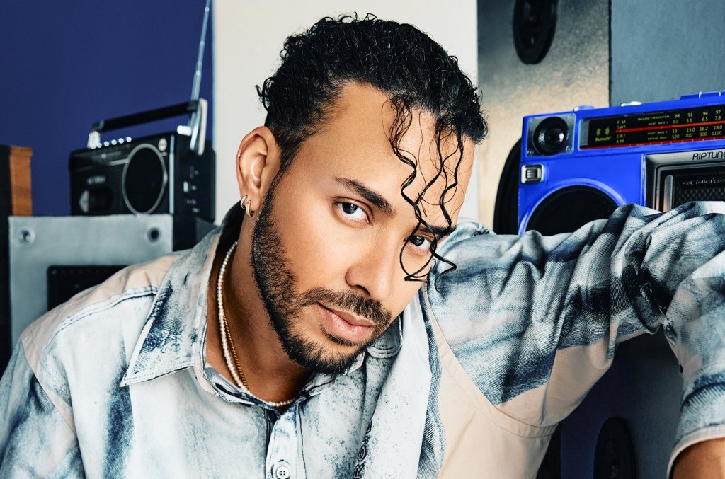 Prince Royce trava a classe Zumba e mais momentos edificantes na música latina
