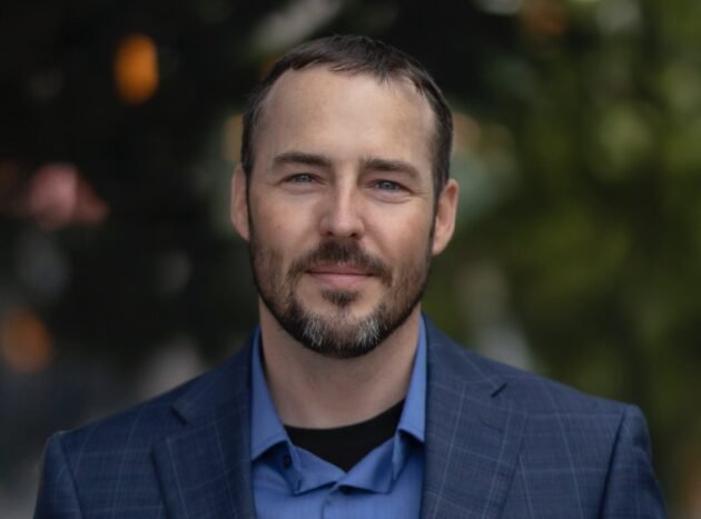 Vetos de tecnologia: Christopher Pavel conecta inovadores aos problemas militares que eles podem ajudar a resolver