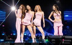 Lisa, Jisoo, Rosé e Jennie de Blackpink se apresentam no palco no 2023 Coachella Valley Music and Arts Festival em 22 de abril de 2023 em Indio, Califórnia.