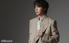 J-Hope fotografou 7 de abril de 2025 em Los Angeles.
