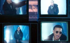 Papai Yankee e neve "Calmamente"