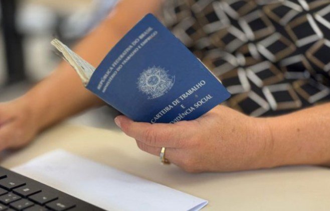 IBGE: desocupação no trimestre encerrado em junho é o menor da história