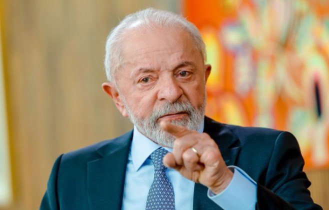 Lula reitera autonomia do Judiciário e prepara medidas de proteção de empregos