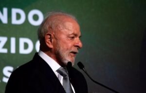 Lula responde a tarifas de Trump e pede por 'respeito'