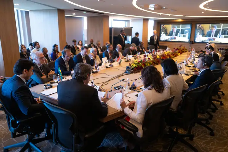 Negociações para sistema próprio de pagamento do Brics avançam