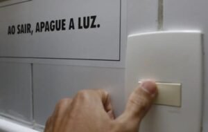 Nova tarifa social de energia elétrica passa a valer neste sábado