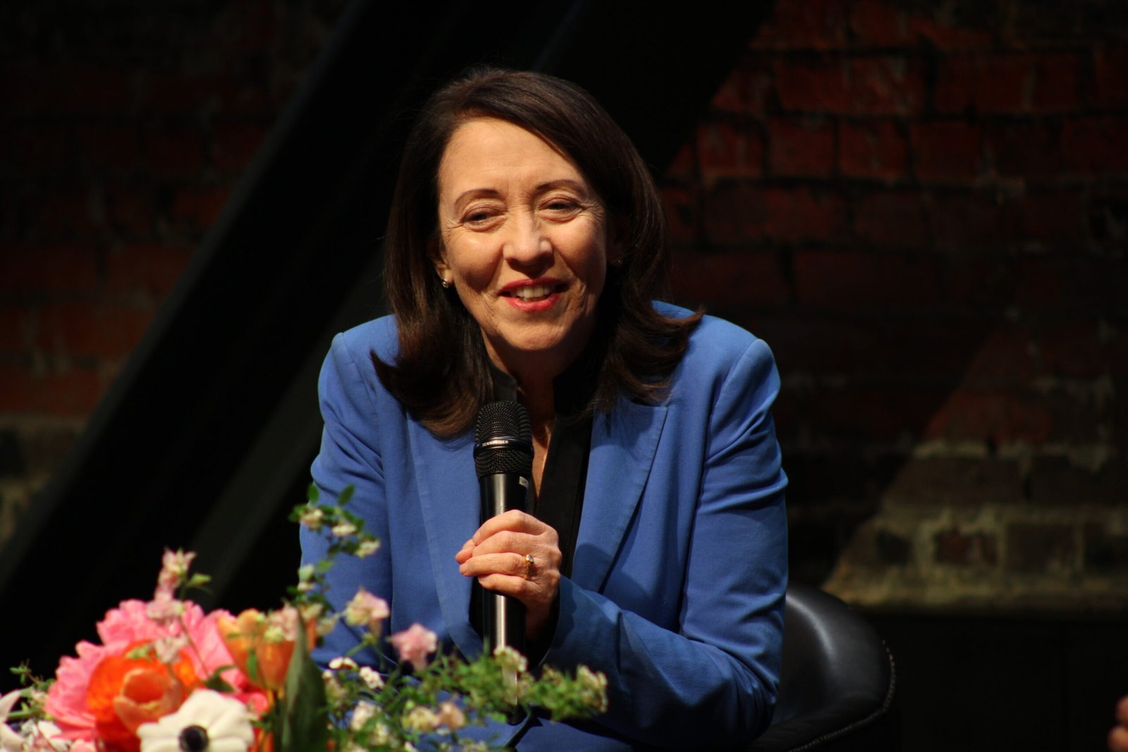 Os estados mantêm poder para regular a IA, à medida que o Senado aprova a emenda liderada por Cantwell