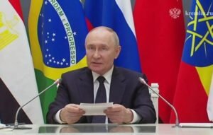 'Potencial é enorme': Putin fala sobre futuro do BRICS e defende mais investimentos recíprocos