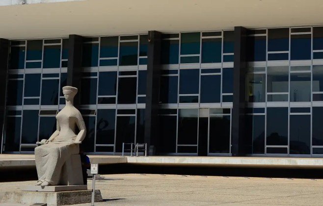 Servidor diz que governo Bolsonaro tentou ligar Lula a facção