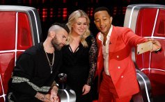 A voz - "Resultados ao vivo de batalhas cruzadas" Episódio 1612b - foto: (LR) Adam Levine, Kelly Clarkson, John Legend - (Foto de: Trae Patton/NBCU Photo Bank/NBCUniversal via Getty Images via Getty Images)