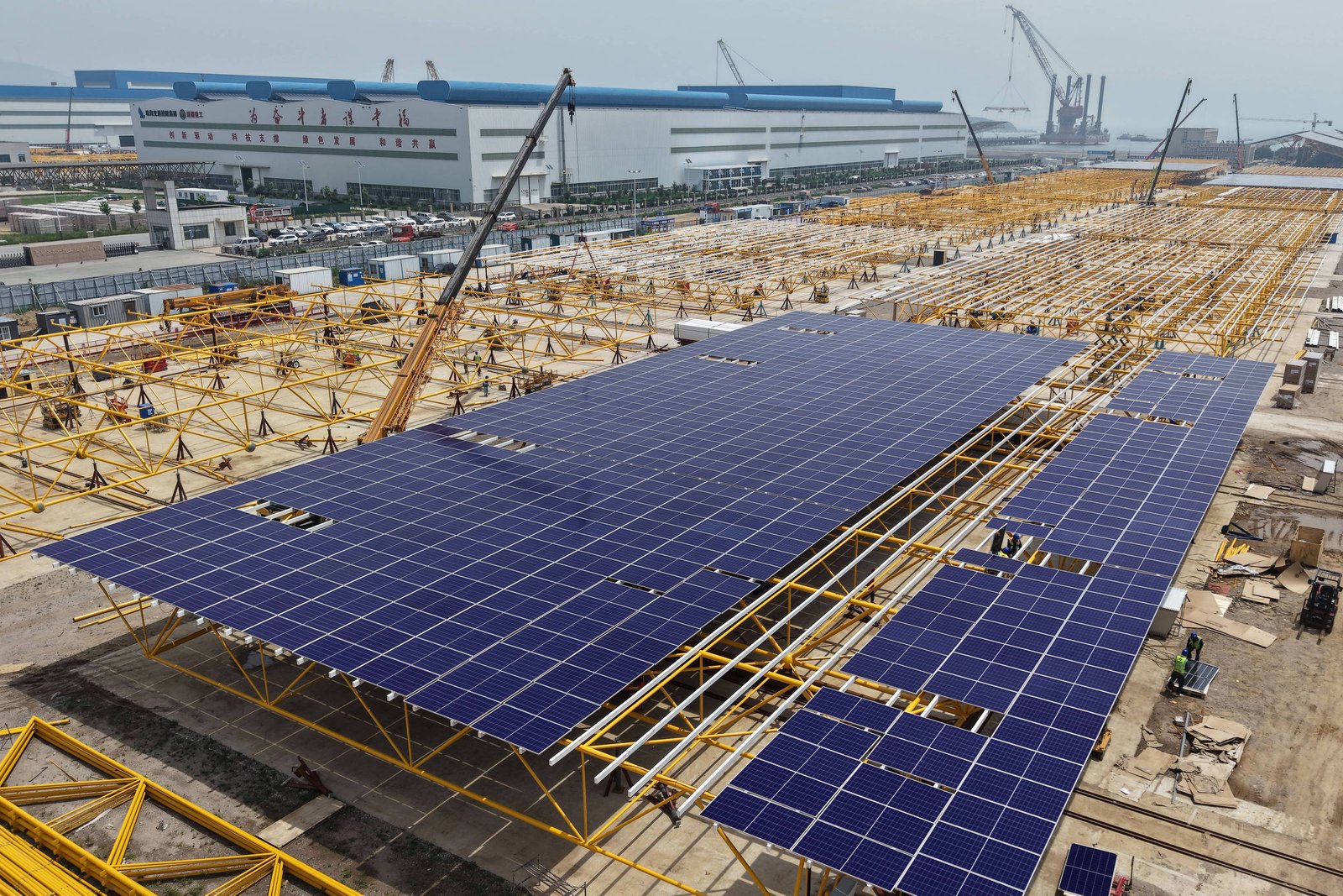 China impulsiona países a deixarem combustíveis fósseis - 10/09/2025 - Ambiente
