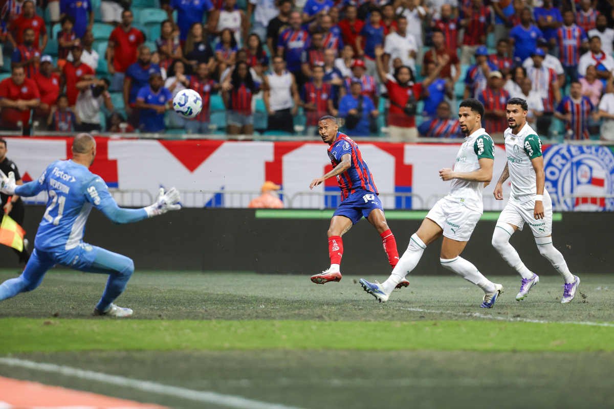 ademir em bahia x palmeiras