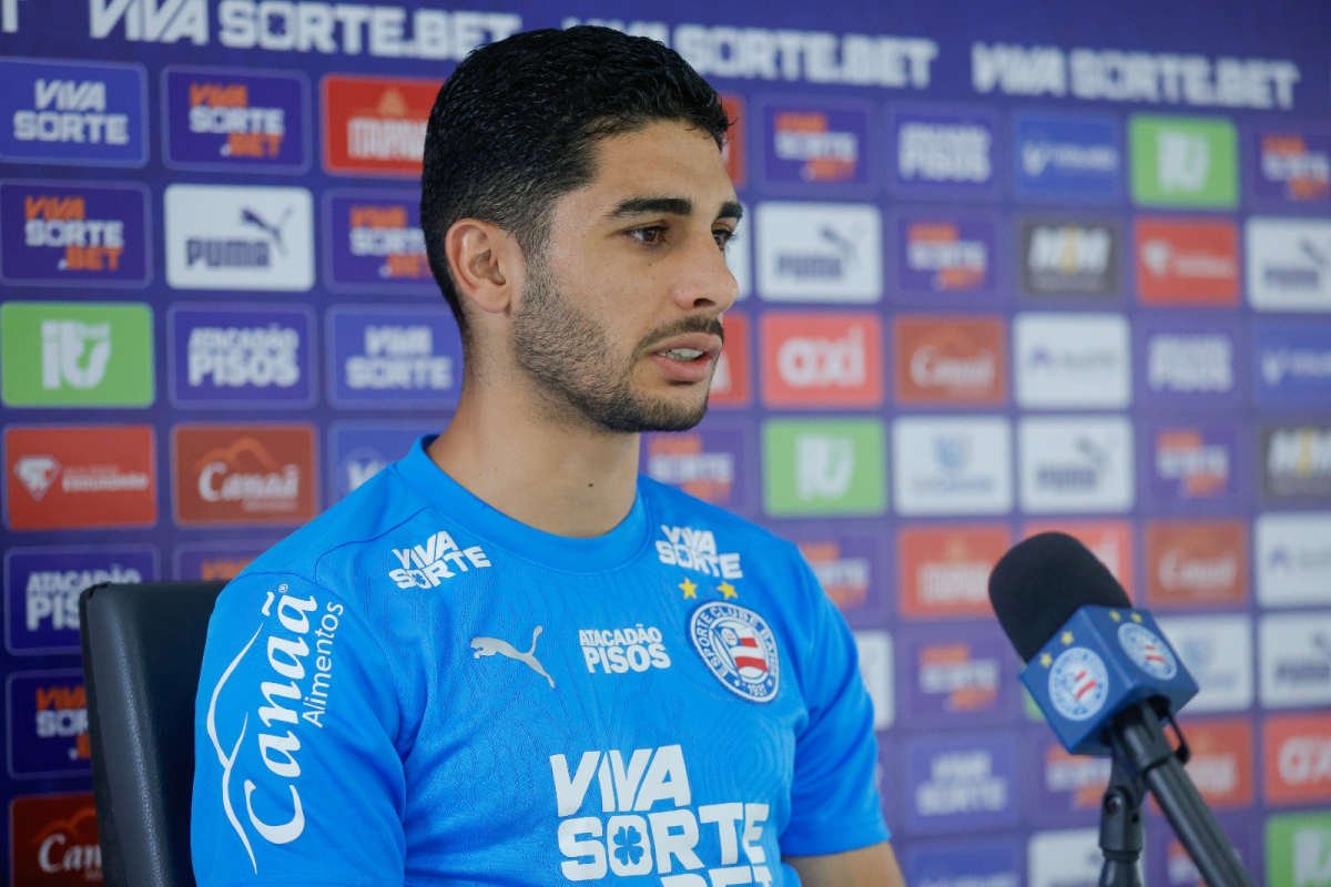 michel araújo em coletiva do bahia