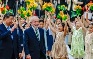 Terras raras: especialistas explicam por que parceria com os EUA não faz sentido