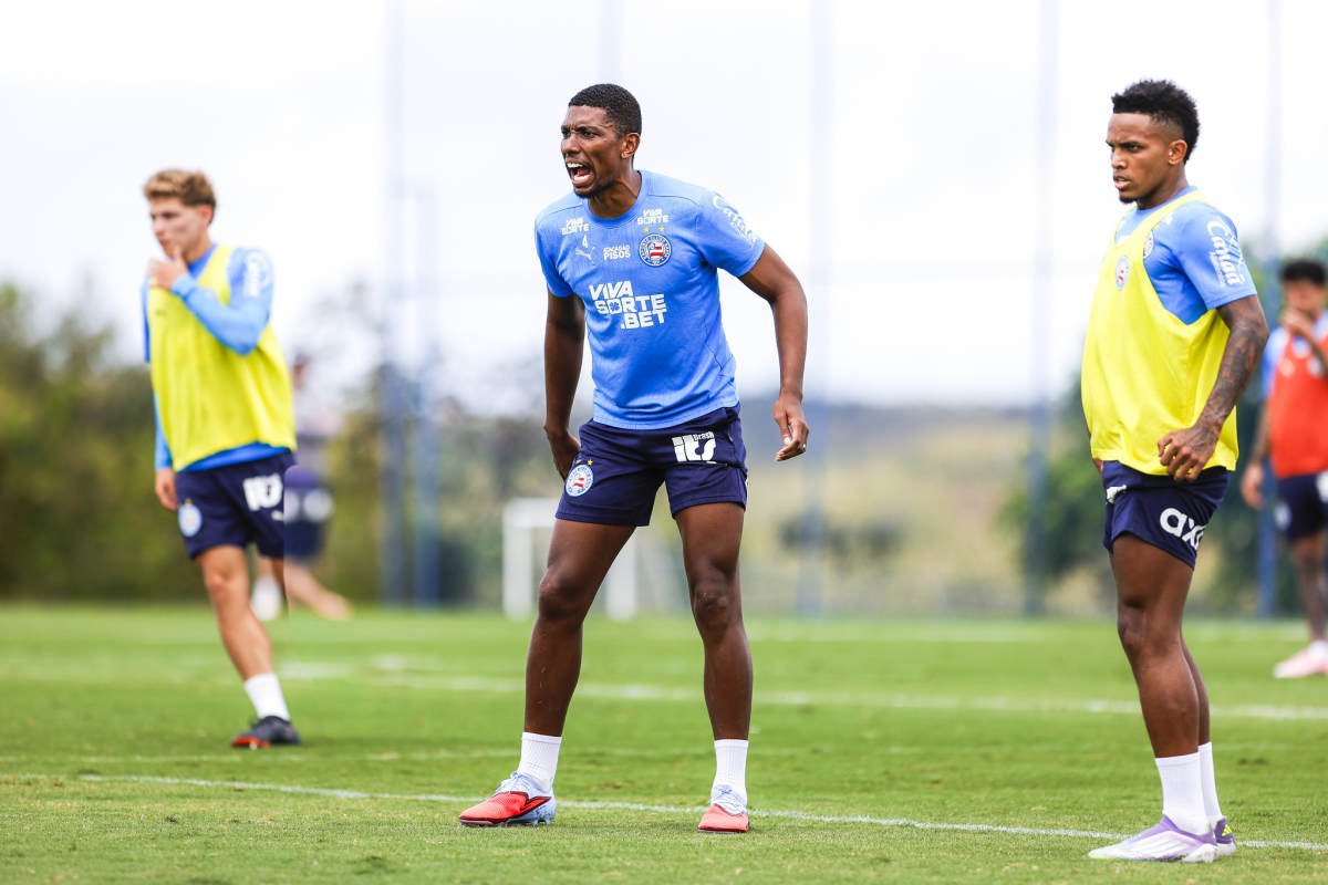 kanu em treino do bahia
