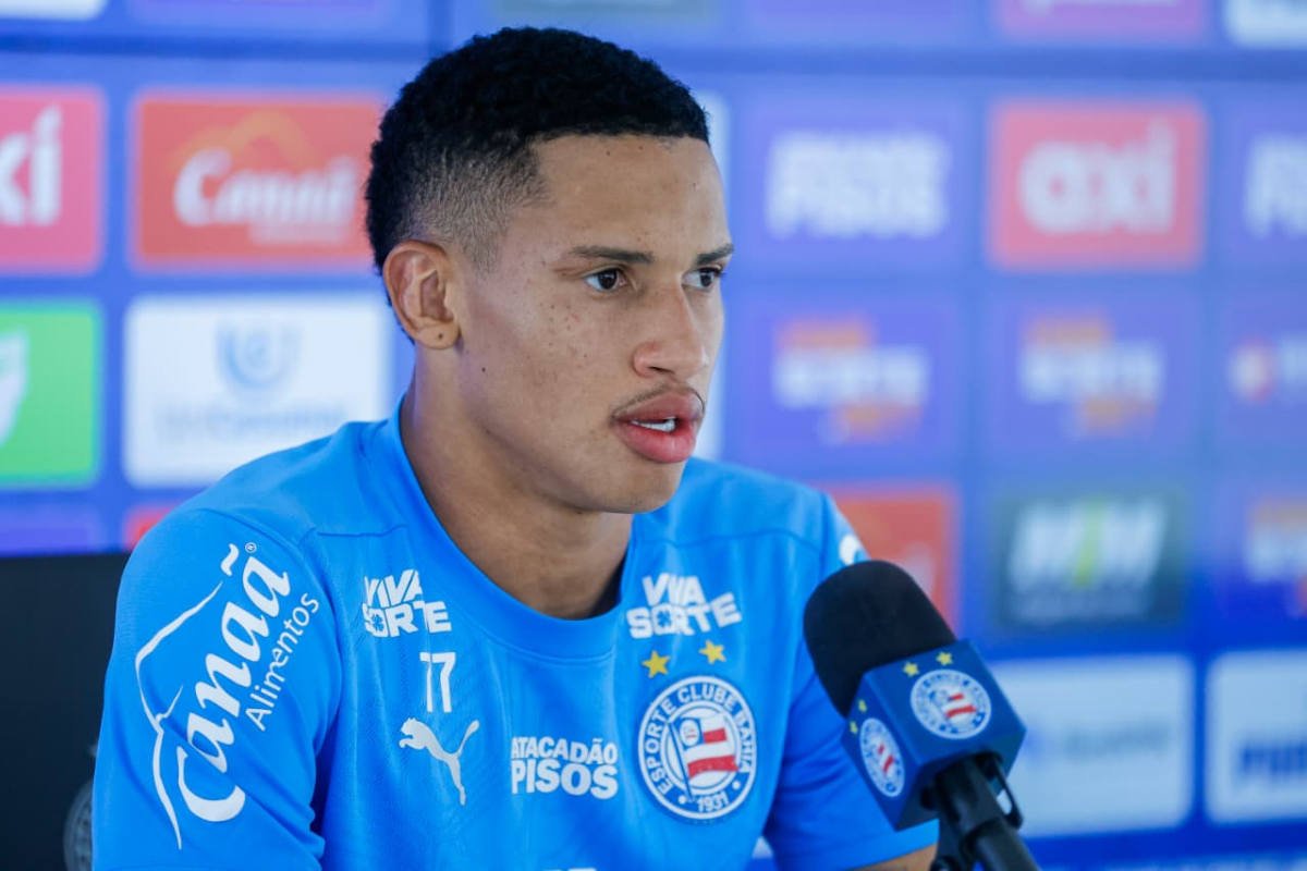 tiago em coletiva no bahia