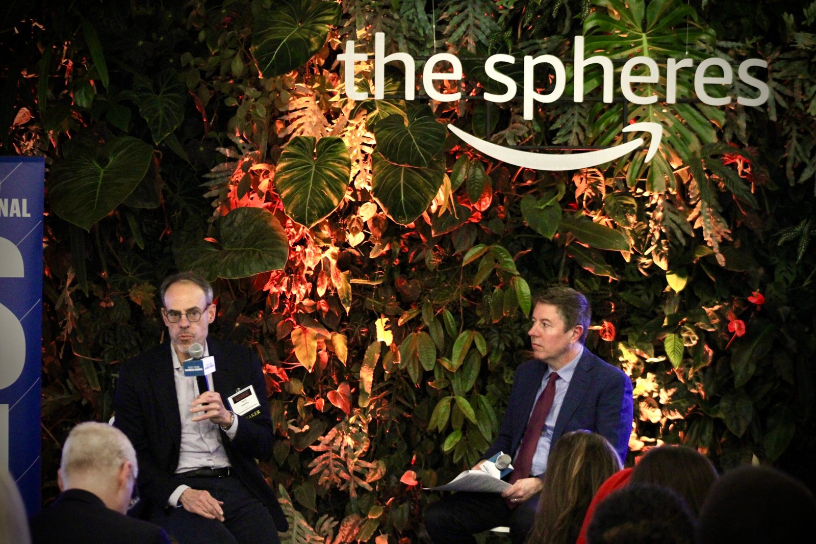 ‘Não vamos a lugar nenhum’: principal executivo da Amazon reafirma o compromisso da gigante da tecnologia com a região de Seattle