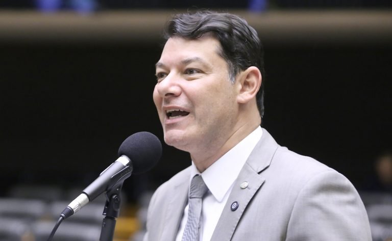 Discussão e Votação de Propostas Legislativas. Dep. Roberto Duarte (REPUBLICANOS - AC)