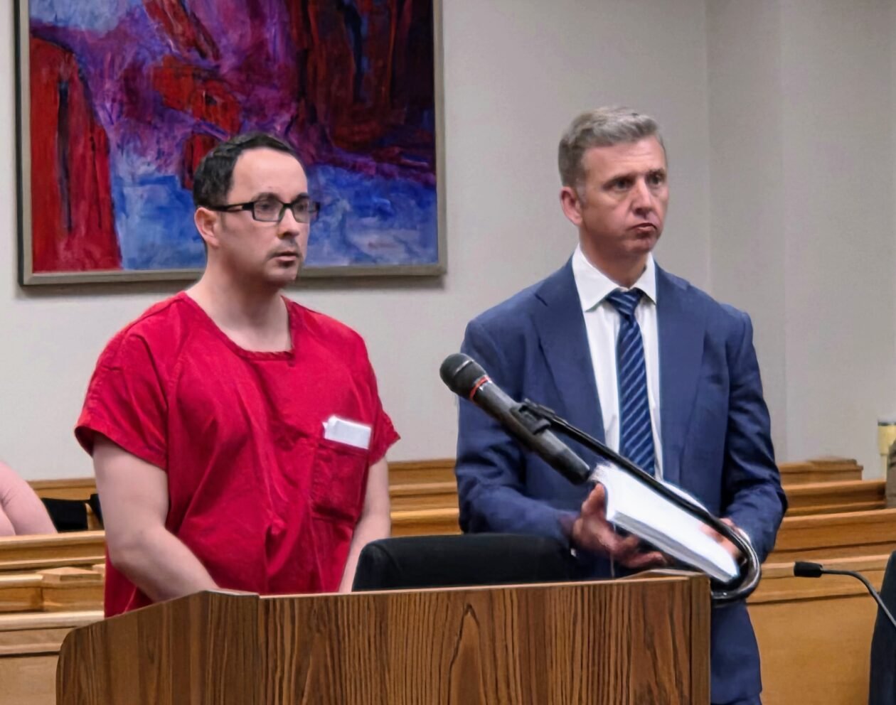 Ex-funcionário da Expedia pega 4 anos por plantar câmeras espiãs no campus de Seattle em caso de voyeurismo