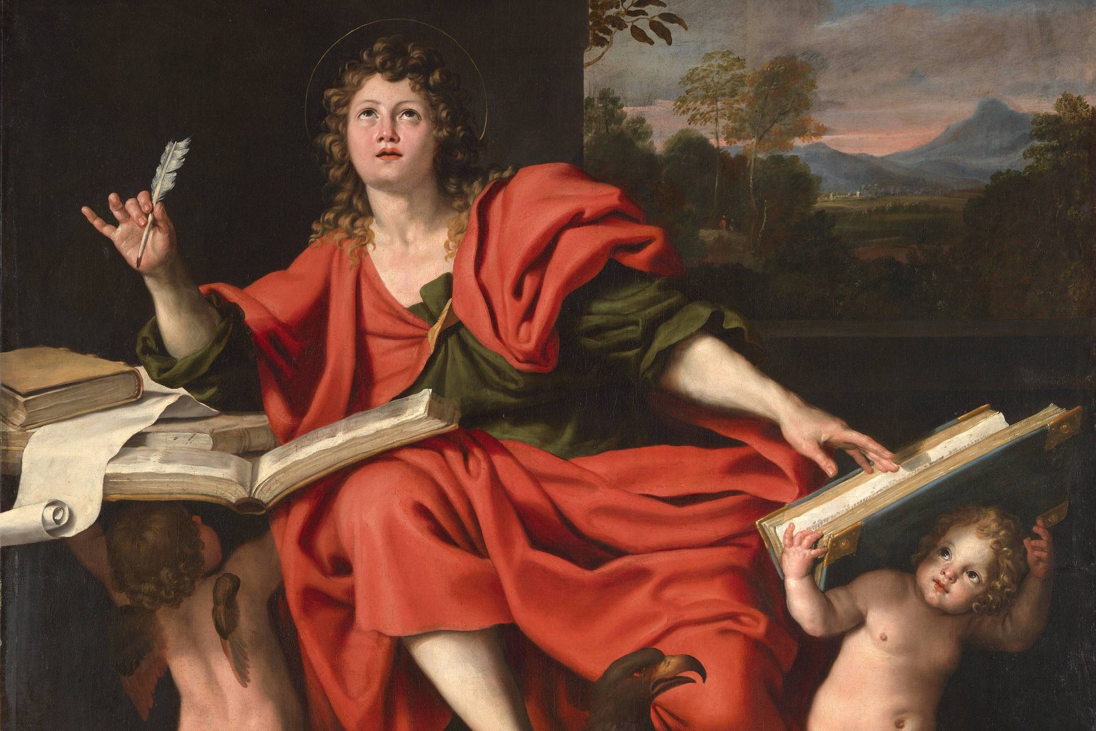 Homem jovem sentado em cadeira, vestido com túnica vermelha e verde, segurando um pássaro branco na mão direita. Dois anjos nus, um à esquerda com as costas voltadas e outro à direita segurando um livro aberto. Livros e pergaminhos estão sobre uma mesa à esquerda. Fundo dividido entre parede escura e paisagem com árvores e montanhas ao entardecer.