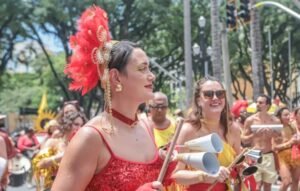 Campanha contra assédio sexual no carnaval tem adesão de 18 estados