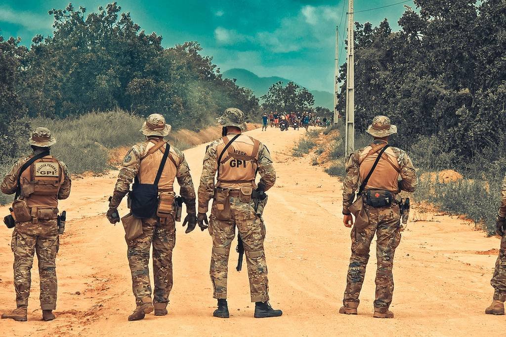 Garimpo usa armas e avança na Raposa Serra do Sol - 03/02/2026 - Cotidiano