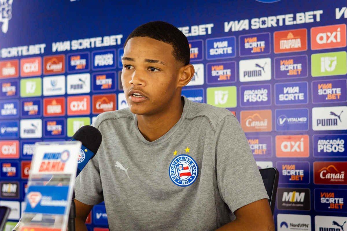 David Martins relata crescimento no Bahia e elogia Ceni: ‘evoluindo a cada dia’