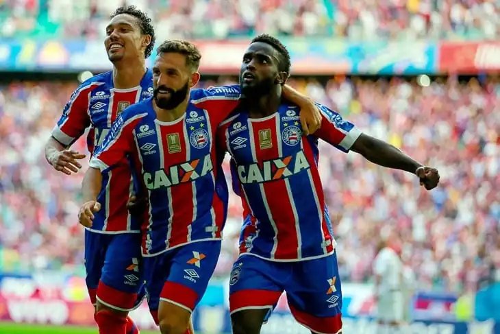 Lembra dele? Colombiano ex-Bahia é vice-artilheiro do Athletico na Série A