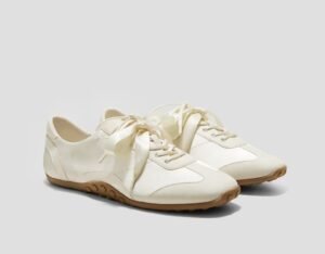 Onde comprar os sapatos Nayeon do TWICE da campanha primavera 2026 da Vivaia.