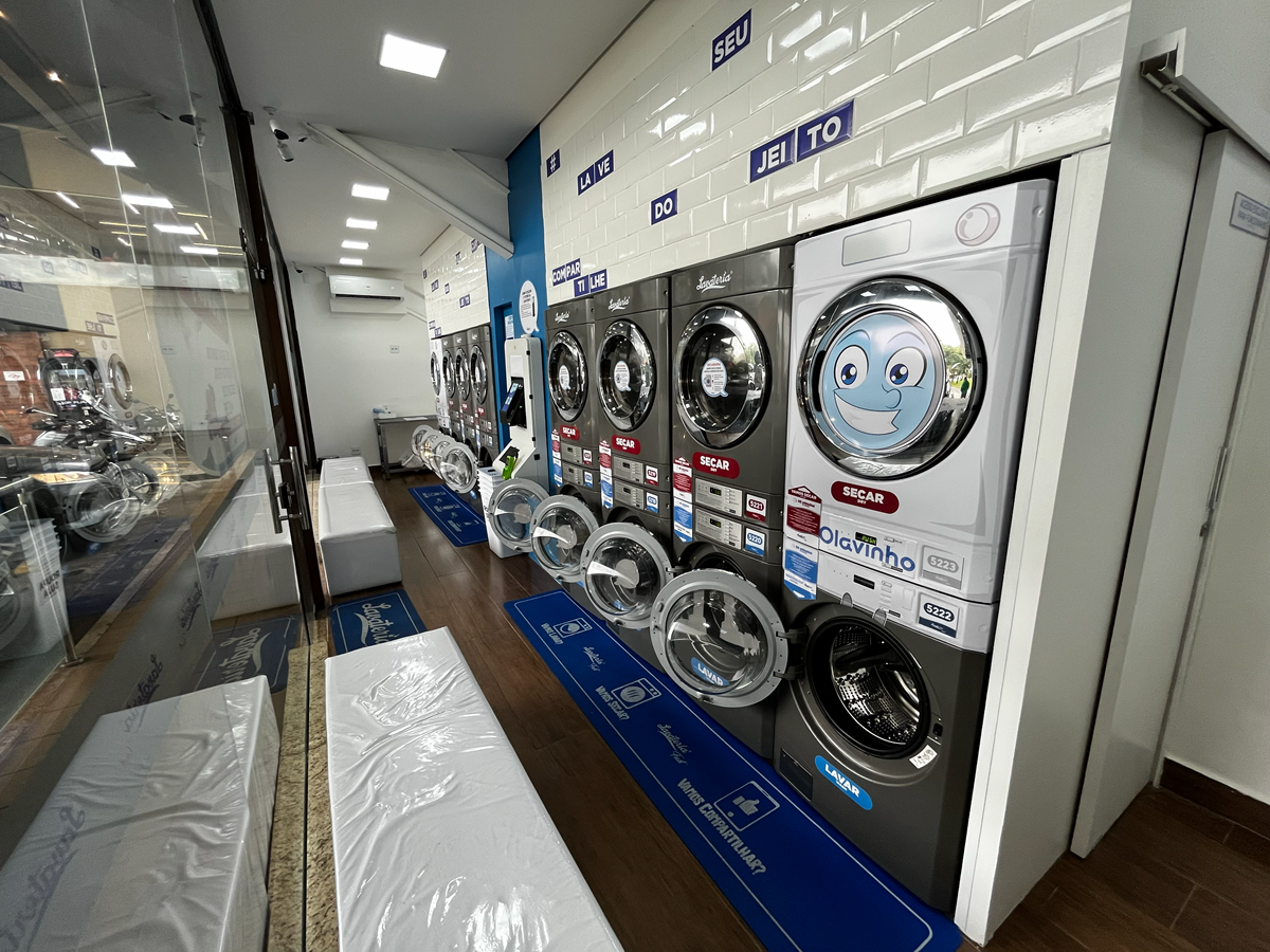 Por que investir em lavanderias autosserviço se tornou uma aposta estratégica no Brasil