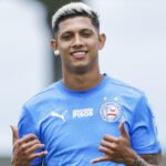 erick pulga em treino do bahia