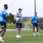 treino do bahia com ceni no ct