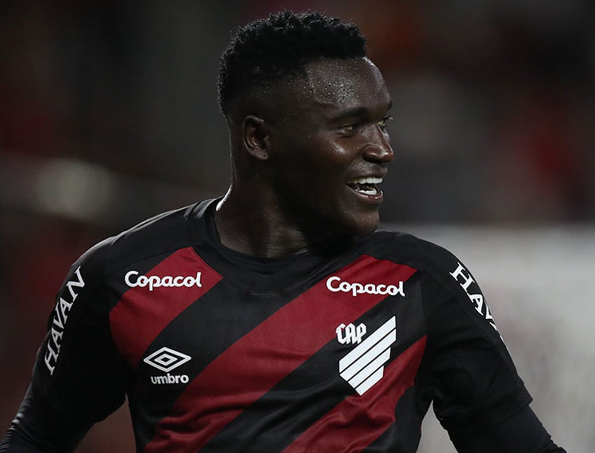 Adversário do Bahia, Athletico é vice-líder e vive maior sequência de triunfos da Série A