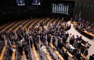 Congresso derruba veto de Lula e mantém PL da Dosimetria