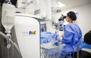 Governo amplia acesso à radioterapia no SUS e entrega 3,3 mil veículos