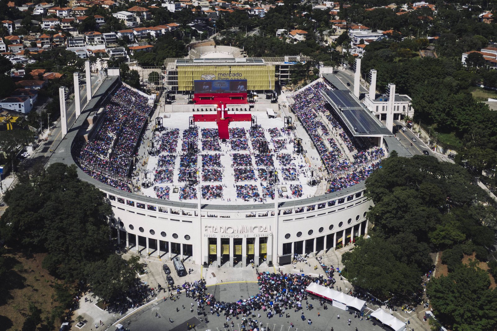 Igreja Universal faz ‘terremoto’ no Familia ao Pé da Cruz – 03/04/2026 – Cotidiano