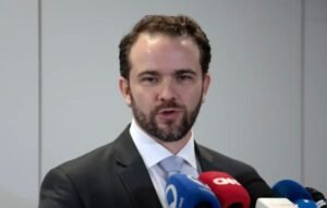 Novo Desenrola permitirá uso do FGTS para renegociação de dívidas