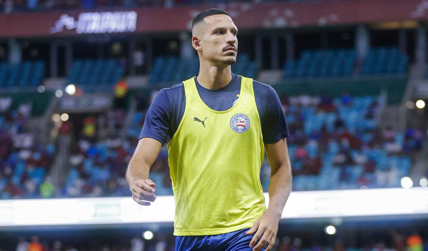 Bahia tem escalação anunciada para enfrentar o Santos nesta noite; saiba o time