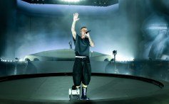 Katy Perry e Zara Larsson reagem ao set Coachella de Justin Bieber no YouTube: ‘Graças a Deus ele tem Premium’