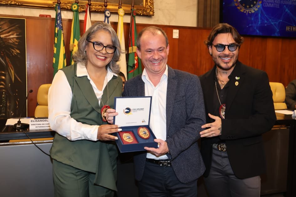 Páscoa que transforma: Paraisópolis recebe ação que une arte, afeto e mobilização social para impactar mais de mil crianças