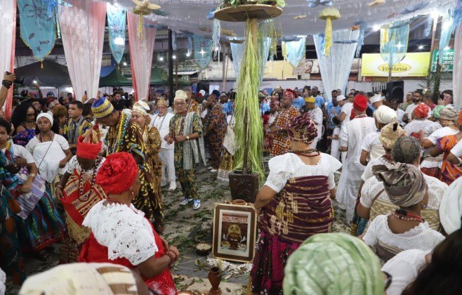 Bembé do Mercado impulsiona afroturismo em Santo Amaro