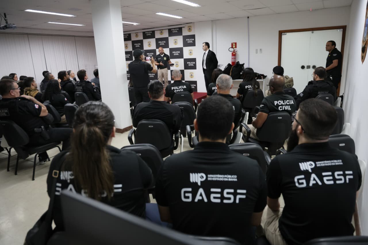 Operação é deflagrada contra esquema de sonegação fiscal de R$ 400 mi no setor de combustíveis
