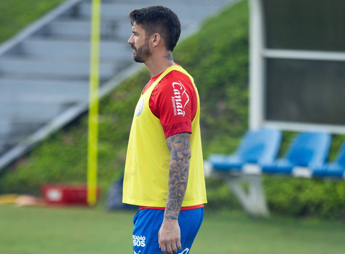 Everaldo admite semestre frustrante e lamenta ‘vacilos’ do Bahia em má fase