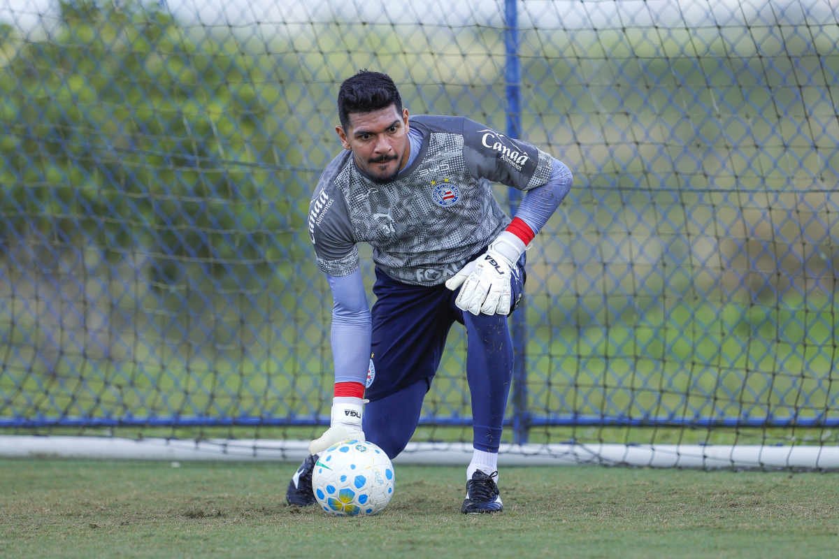 João Paulo leva 31% dos gols sofridos pelo Bahia na Série A; Ceni defende de críticas